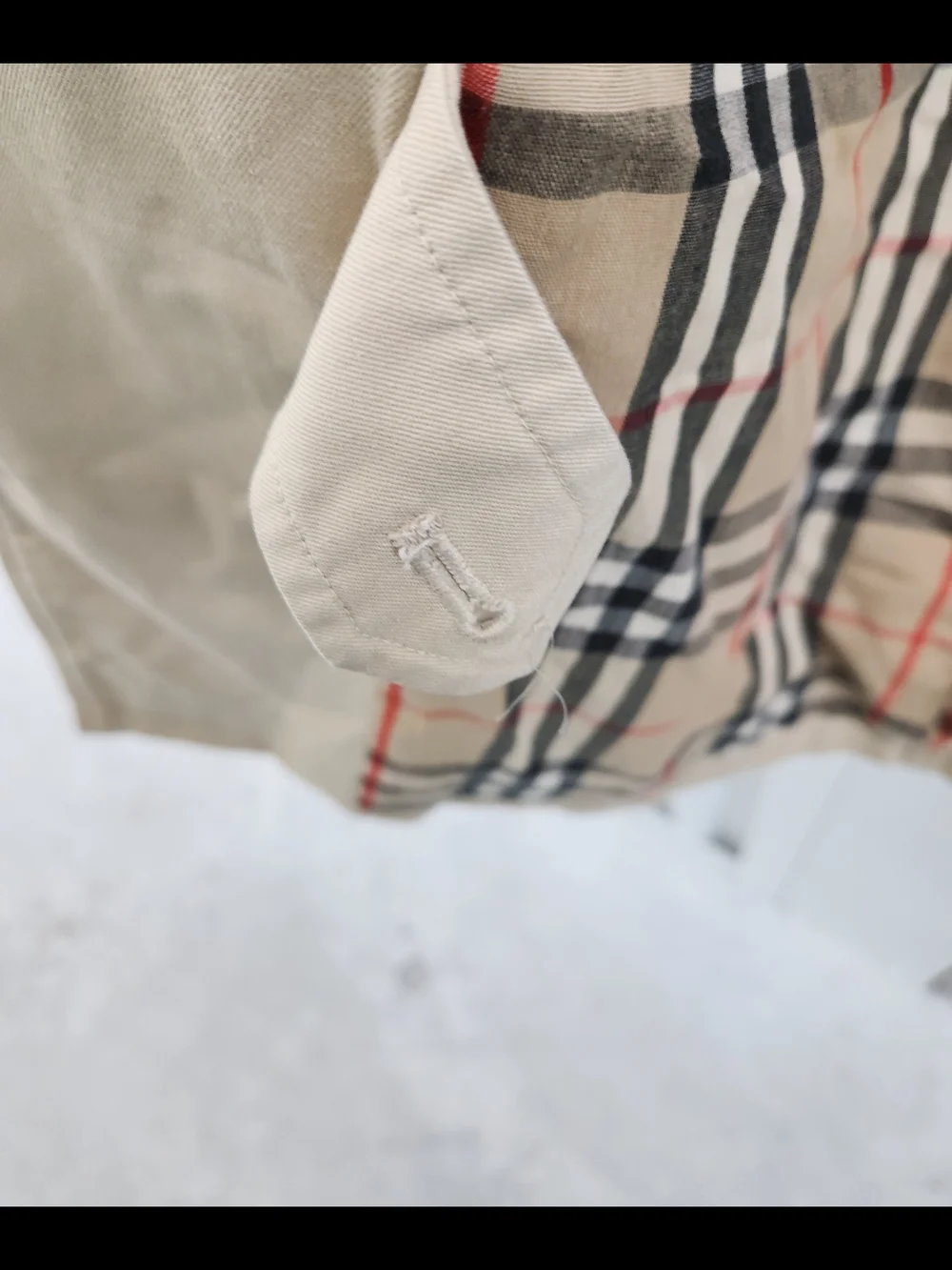 Burberry Tan Trench Coat with Iconic Check Lining - Picture 7 of 15